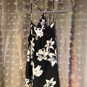 Banana Republic Monochrome Patterned Top